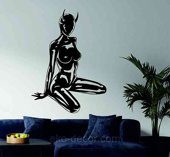 Декоративное настенное Панно «Девушка», Декор на стену 90*64 см, Черный Киев