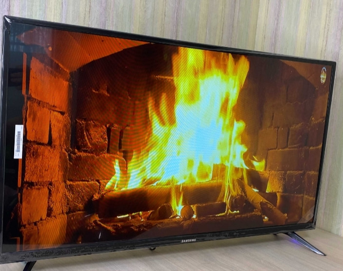 Тонкий телевизор: Samsung Smart TV 42,T2, IPTV ,3840x 2160 Харьков - изображение 4