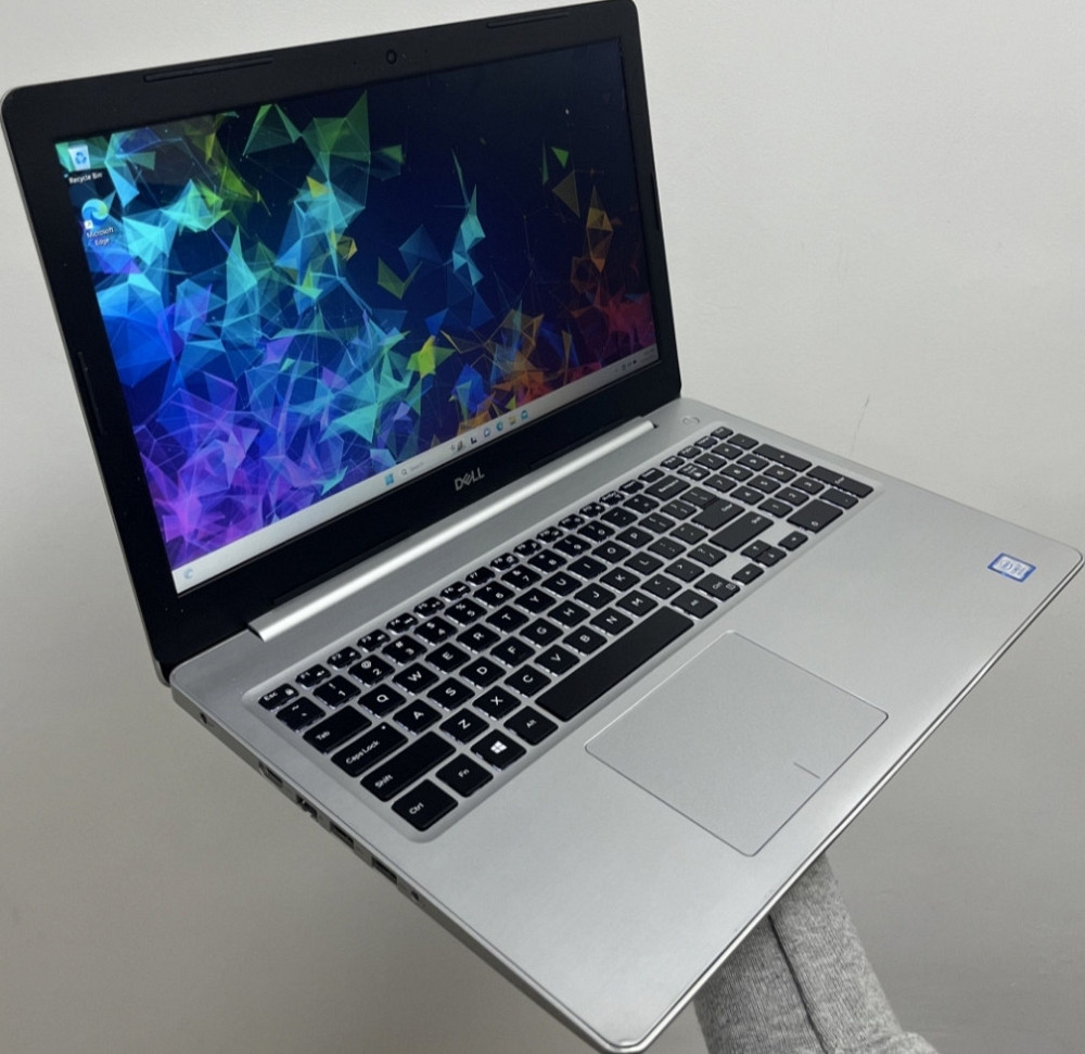 Ноутбук DELL Inspiron 5570 15.6, i7 8550U/SSD/DDR4/1080 x 1920 сенсорний. Київ - фото 6