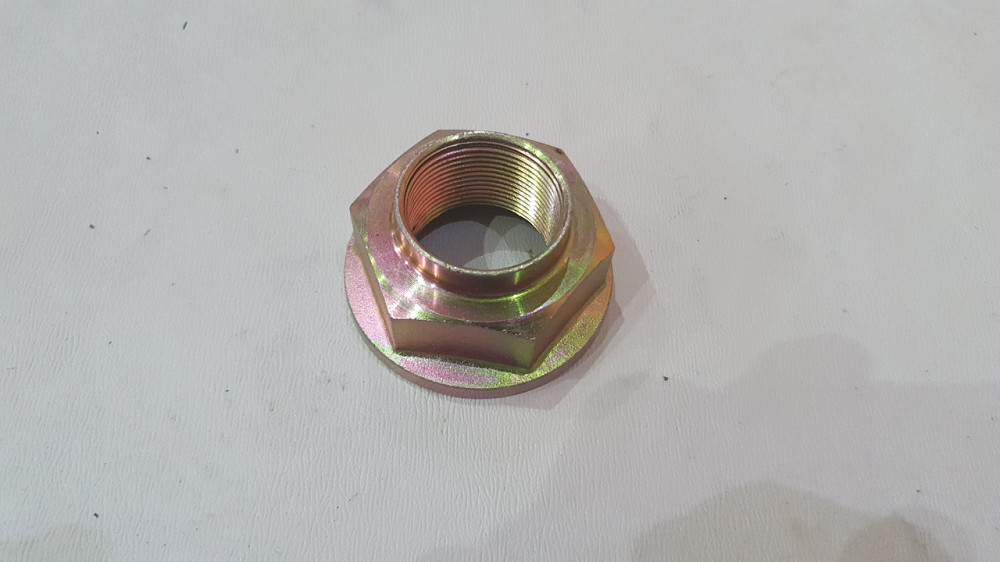 Гайка фланця хвостовика Богдан. Харків - фото 1