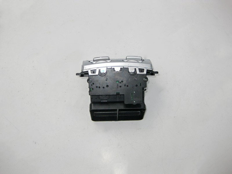 Mercedes-Benz  A2218300754 Вентиляційний дефлектор у підлокітник позаду S-Class W221 Одесса - изображение 3