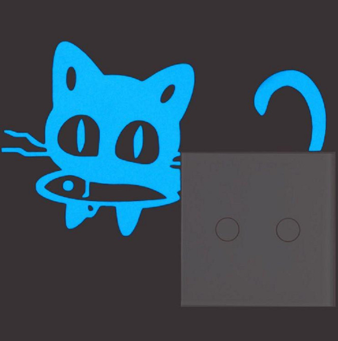 На выключатель наклейки 