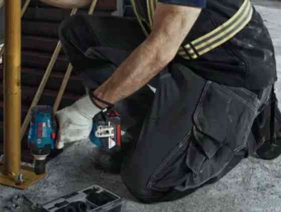 Безщітковий ударний гайковерт  Bosch GDS18V-400 Н·м без акб і з/п. Харків