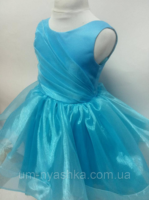 Пышные яркие нарядные платья 