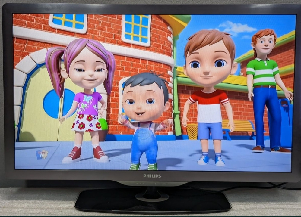 Телевизор: PHILIPS 37PFL6606K 94см.(37