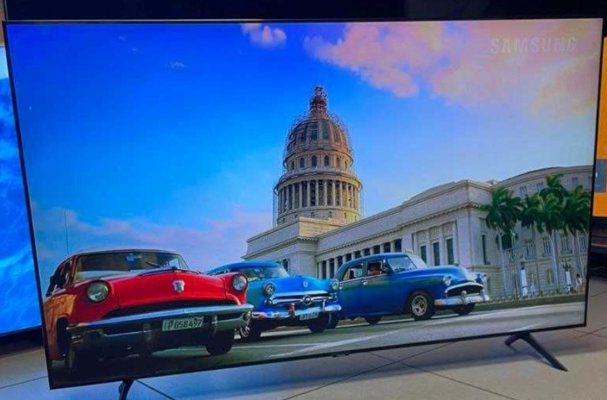 Телевизор Безрамный: 75