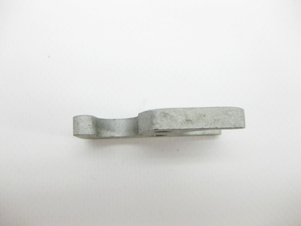 Mercedes-Benz  A4518300011 Кріпильна пластина розширювального клапана кондиціонера C-Class W203 W204 CLC Sportcoupe C203 E-Class W211 W212 C207 CL C21 Одесса - изображение 4