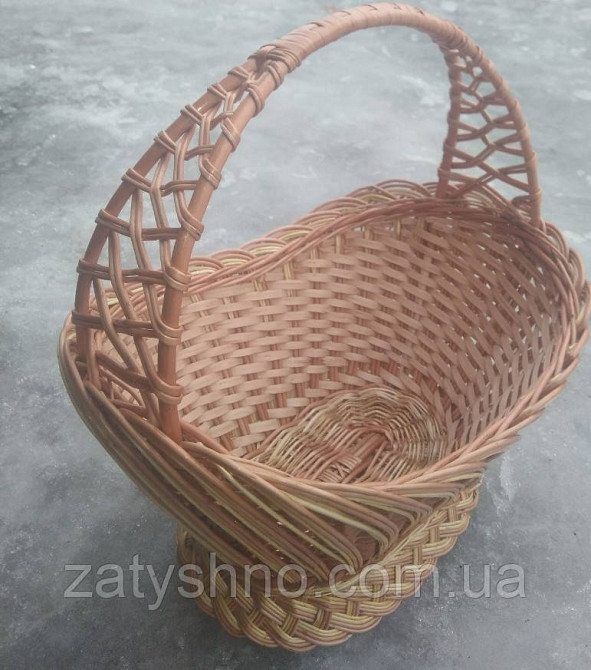 Корзина из лозы на паску  с ручкой Киев - изображение 1