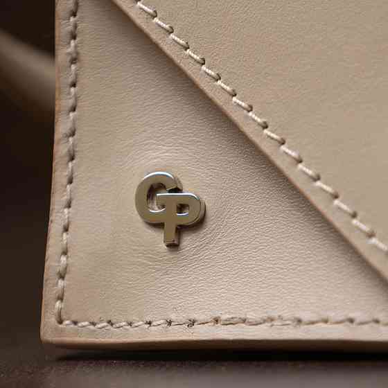 Шкіряна жіноча сумка Бежевий (GRANDE PELLE) Київ