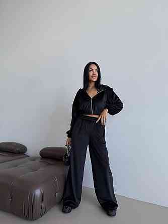 Жіночий прогулянковий оверсайз костюм-двійка: кофта та штани турецький велюр Чорний Одеса