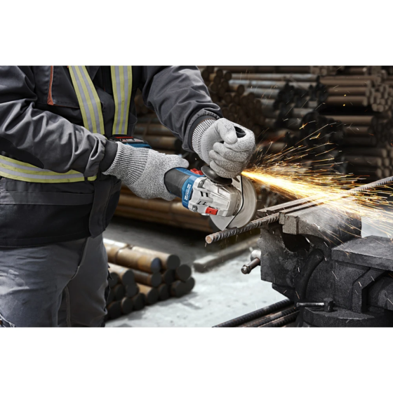 Професійна кутова шліфмашина акумуляторна Bosch GWS 18V-8 : з АКБ 18V 4Ah (06019N9021) Київ