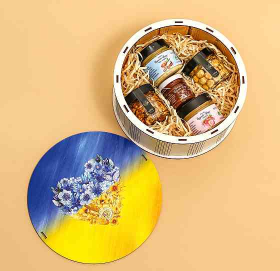 Патріотичні подарунки чоловікам №96, для жінок, військовому, на День Народження. Одеса