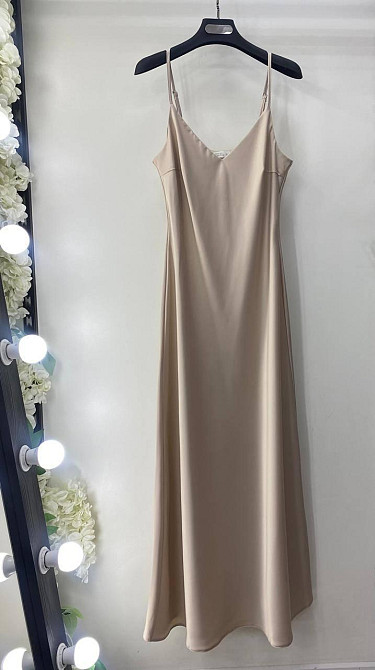 Жіноче мідіплаття-комбінація на тонких бретелях шовк Беж Одеса - фото 1