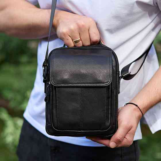 Сумка-барсетка мужская через плечо кожаная гладкая черная Tiding Bag TD-55467 Каменское