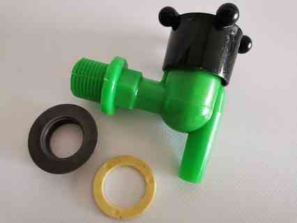 Кран водозапорный пластик Харьков