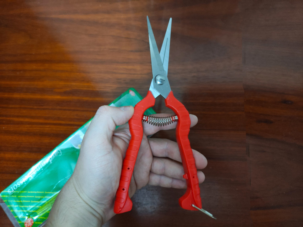 Садовые ножницы для растений, огорода Новые Киев - изображение 1