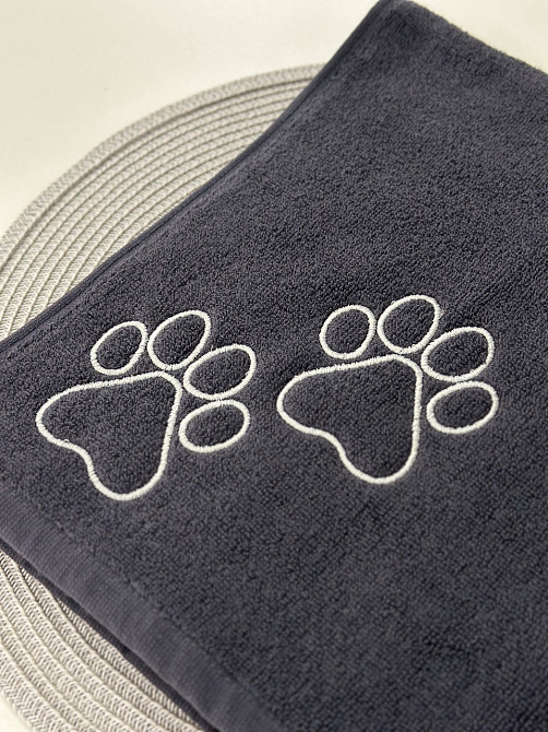 Полотенце махровое для животных с лапками от Ideal Textile 50х90 см 450 г/м2 графитовое Черновцы - изображение 6