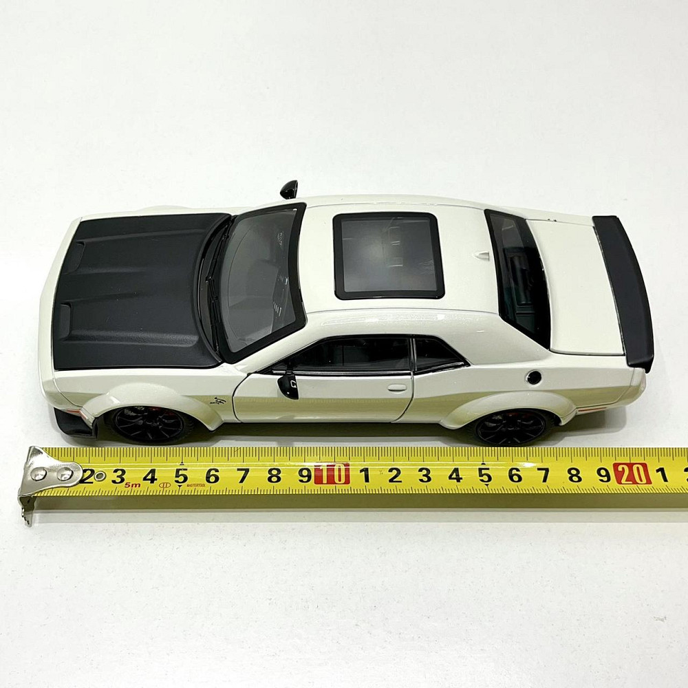 Машинка металева Авто Експерт Chevrolet Camaro 1:24 відчиняються двері капот багажник світло/звук Біла (GT-12099) Чернігів - фото 3