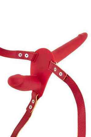 Двойной страпон Fetish Tentation Strap-On with Double Dildo Red Sex Aura Киев