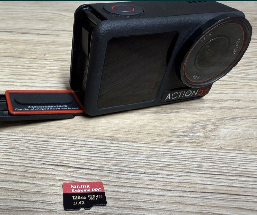 Екшн-камера DJl Action 5 Pro 64Gb. + 128Gb. + Аксессуары! Киев - изображение 2