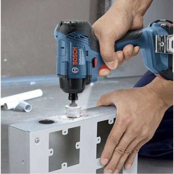 Професійний гайкокрут ударний акумуляторний Bosch Professional GDR 180-LI : без АКБ, 160Нм, щітковий (06019G5124) Київ