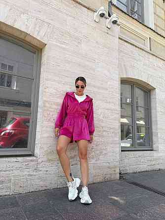 Жіночий стильний костюм-двійка: кофта та шорти зі стразами велюр Малина, 42/44 Одеса