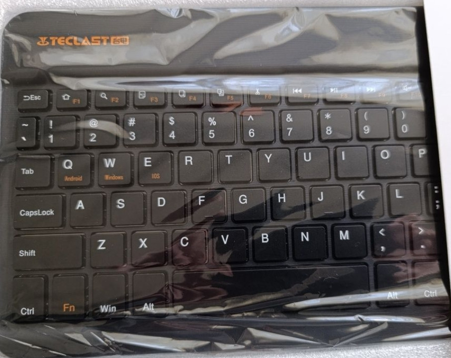 Планшет ,, TECLAST ,, новый . Київ - фото 3