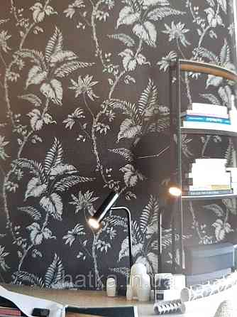 Обои виниловые на флизелине Marburg 31847 New modern крупные листья ветки серые черные на черном фоне Киев
