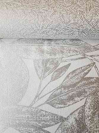 Вінілові шпалери на флізелін AS creation Attractive листя сріблястий металік на білому тлі Київ