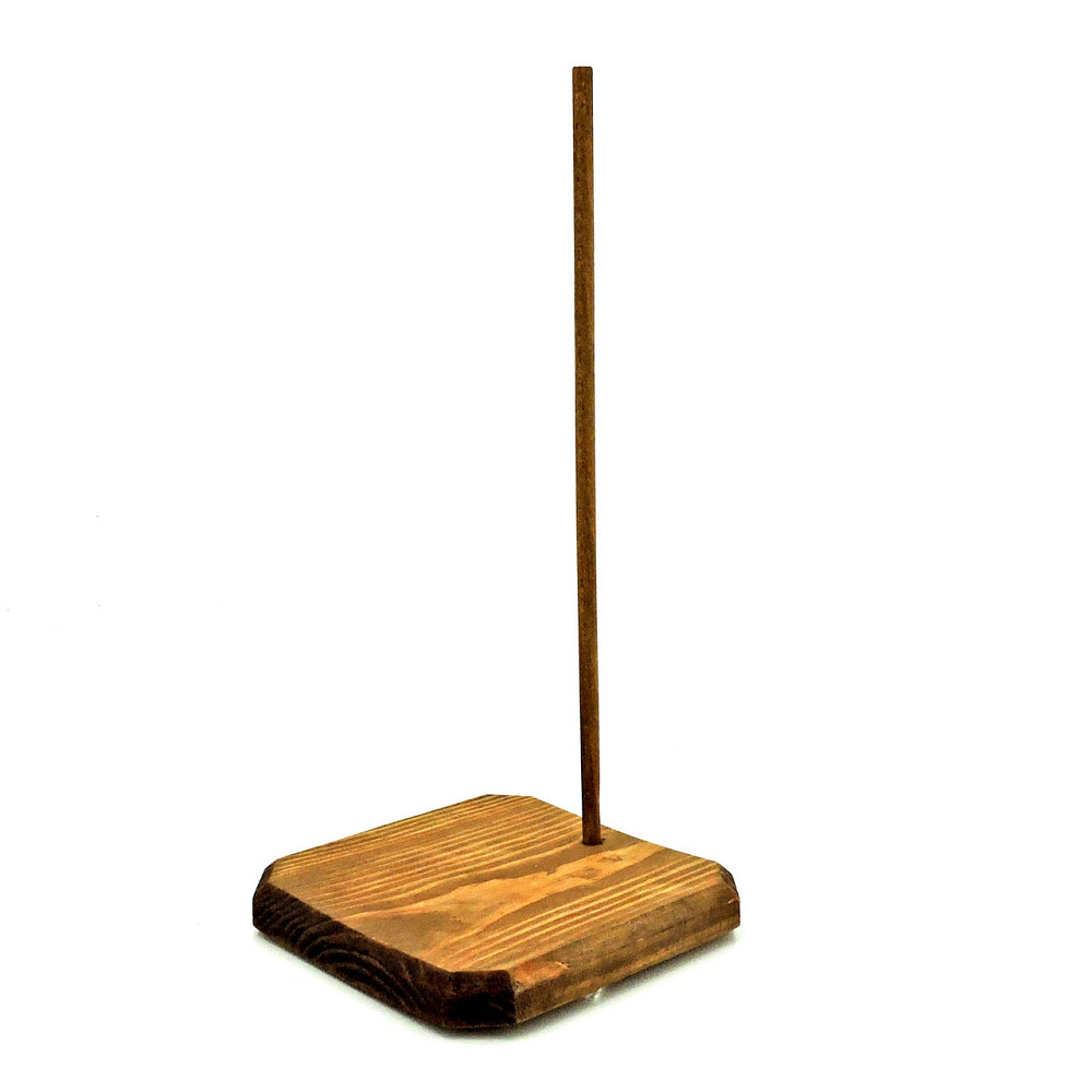 Подставка для кукол 