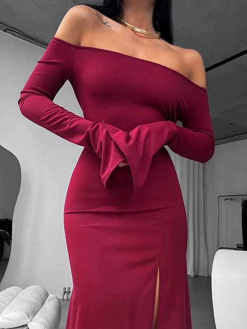 Женское элегантное праздничное платье с разрезом на ножке Бордо, 42/44 Одесса - изображение 3
