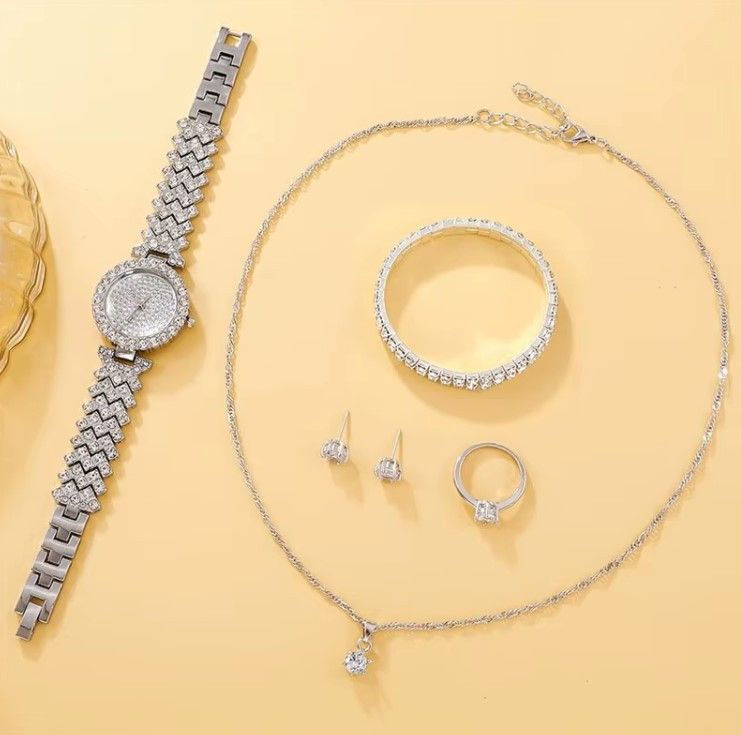 Жіночий подарунковий набір Silver Diamond годинник браслет кольє сережки каблучка сріблястий Київ - фото 2