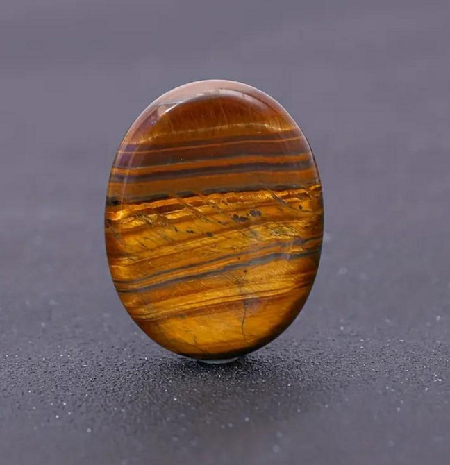 Тигровый глаз камень антистресс. Натуральный овальный камень, тирговой глаз для медитации, снятие ст Киев - изображение 2