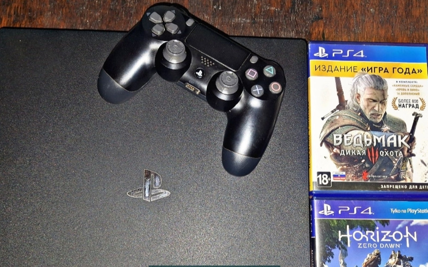 Приставка SONY PlayStation 4 Pro 1TB. Київ - фото 1