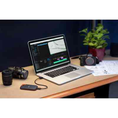 Накопитель SSD USB 3.2 2TB SanDisk (SDSSDE81-2T00-G25) Винница