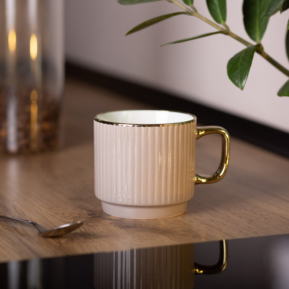 Чашка порцелянова із золотим обідком і золотою ручкою 300 (мл) Кремова RX-N231129CR Коломия - фото 4