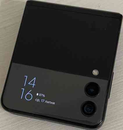 Смартфон: Samsung Galaxy Z Flip 3 5G. 8/256Gb. Київ