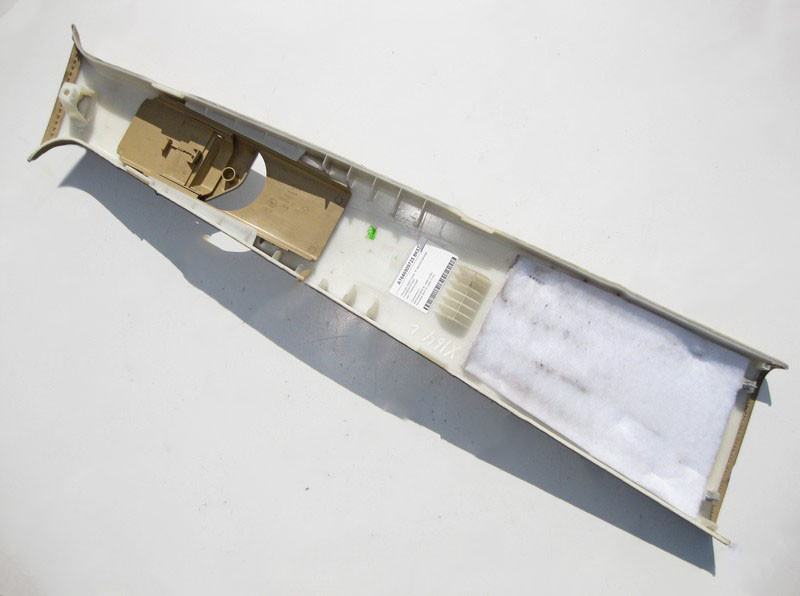 Mercedes-Benz  A1646909725 8K57 Обшивка лівої стійки "B" верхня бежева ML W164 GL X164 Одеса - фото 2