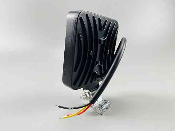 Фара LED квадратна 48W 6000K (26 діодів) багатофункціональна біле світло (верх + низ) + червоне світло (центр) + синє світло (цент Мукачево