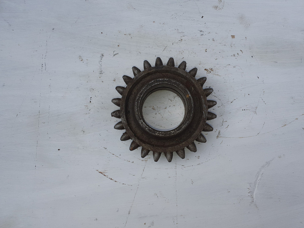 Шестірня КОМ МАЗ. 24 зуба. Харків - фото 1