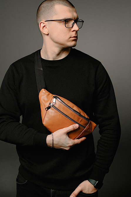 Чоловіча сумка-бананка на пояс з натуральної шкіри ST005 (Світло-коричнева) Суми - фото 4