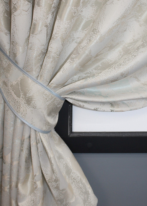 Комплект коротких штор VR-Textil Жаккард Мрамор Al3 № 1599ш Молочный с бежевым 130х170 см 2 шт (35-0280) Киев - изображение 4