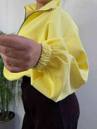 Жіночий стильний повсякденний костюм-двійка з мікровельвету Жовтий, 42/44 Одеса