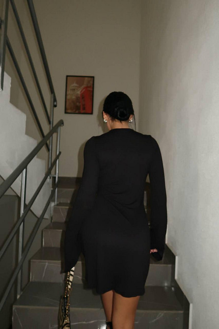 Жіноча базова міні сукня з довгим рукавом віскоза Одеса - фото 3