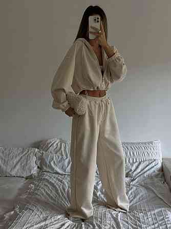 Женский базовый костюм двойка: кофта и брюки замша Одесса