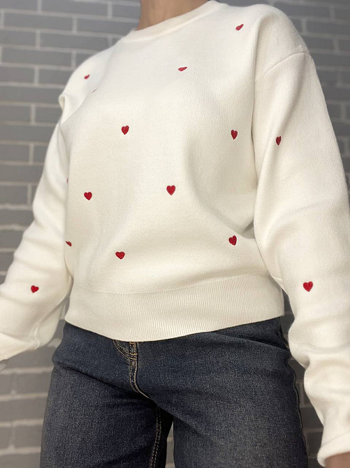 Светр жіночий A-N 7075 оверсайз широкий вишиті серця, білий, one size Київ - фото 12