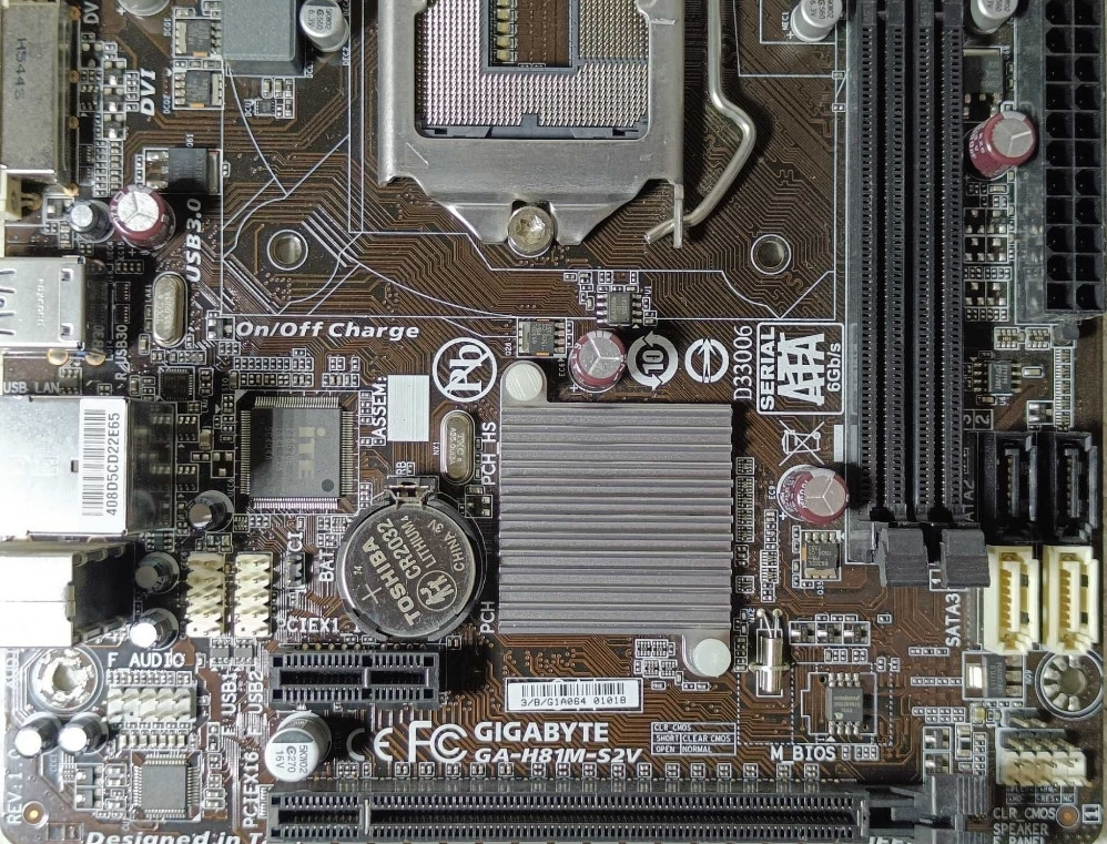 Материнська плата Gigabyte GA-H81M-S2V - MiniITX - LGA1150 під міні ПК. Харків - фото 3