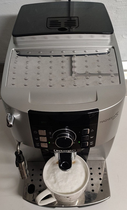Кофеварка Delonghi Magnifica S Київ - фото 2