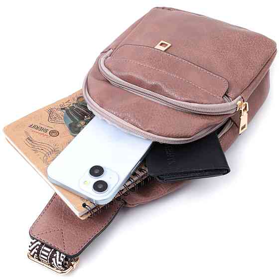 Стильна жіноча сумка через плече з отвором для навушників з екошкіри Vintage 22786 Коричневий Київ