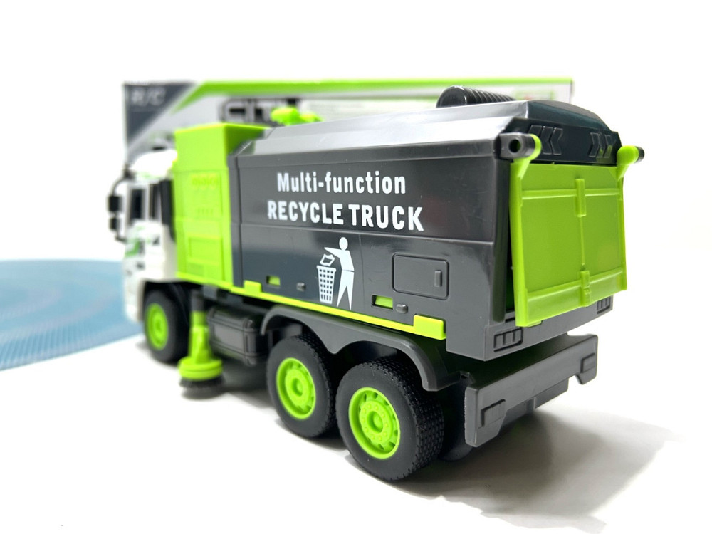 Машина сміттєвоз на радіокеруванні світло рухомі деталі на батарейках 20 см Зелена (999-699) Чернігів - фото 5